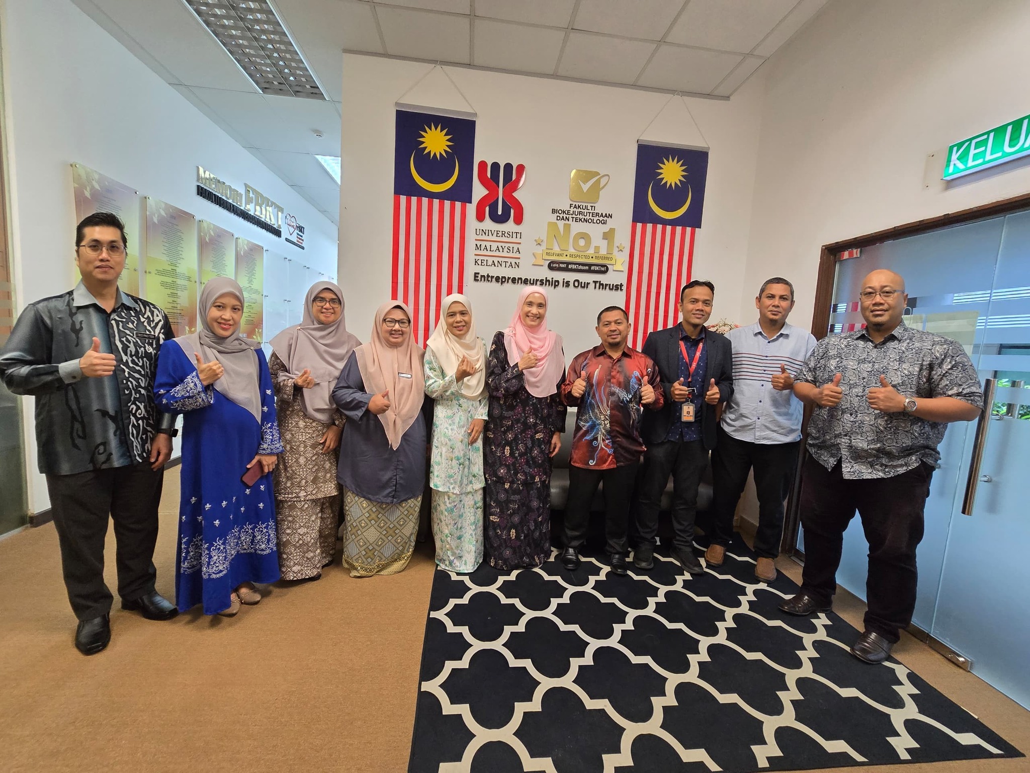External Evaluator Visit for the Bachelor of Applied Science (Materials Technology) Program.