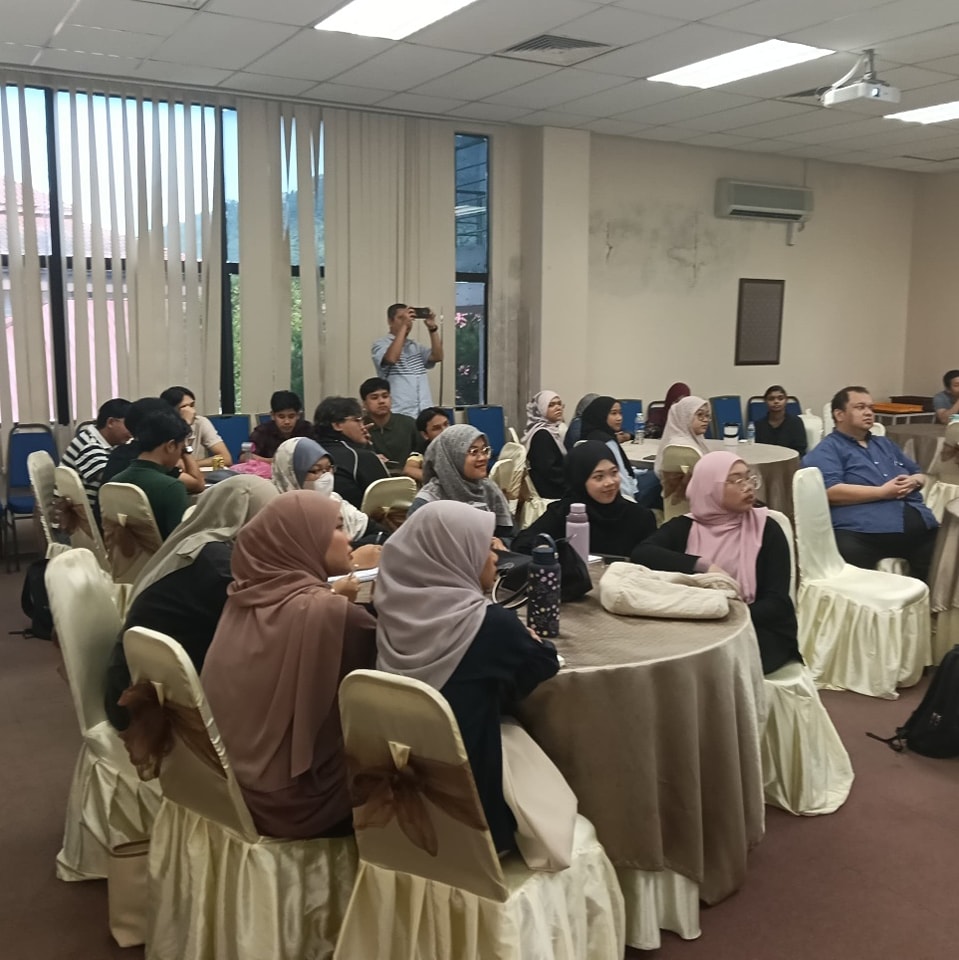 FBKT Talk Series Visiting Professor Program featuring Dr.-Ing Mohd Zamri Che Wanik